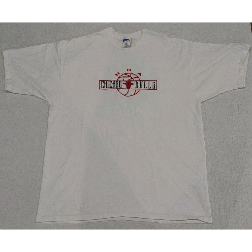Vintage Chicago Bulls Pro Player NBA Embroidered TShirt Adult Size XXL 2XL USA